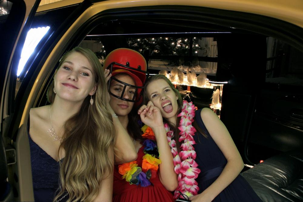 Christ School Prom | View more photos from the event at gallery.myphotoboothexperience.co.uk/u/MyPhotoBoothExperienceLtd/Christ-School-Prom
